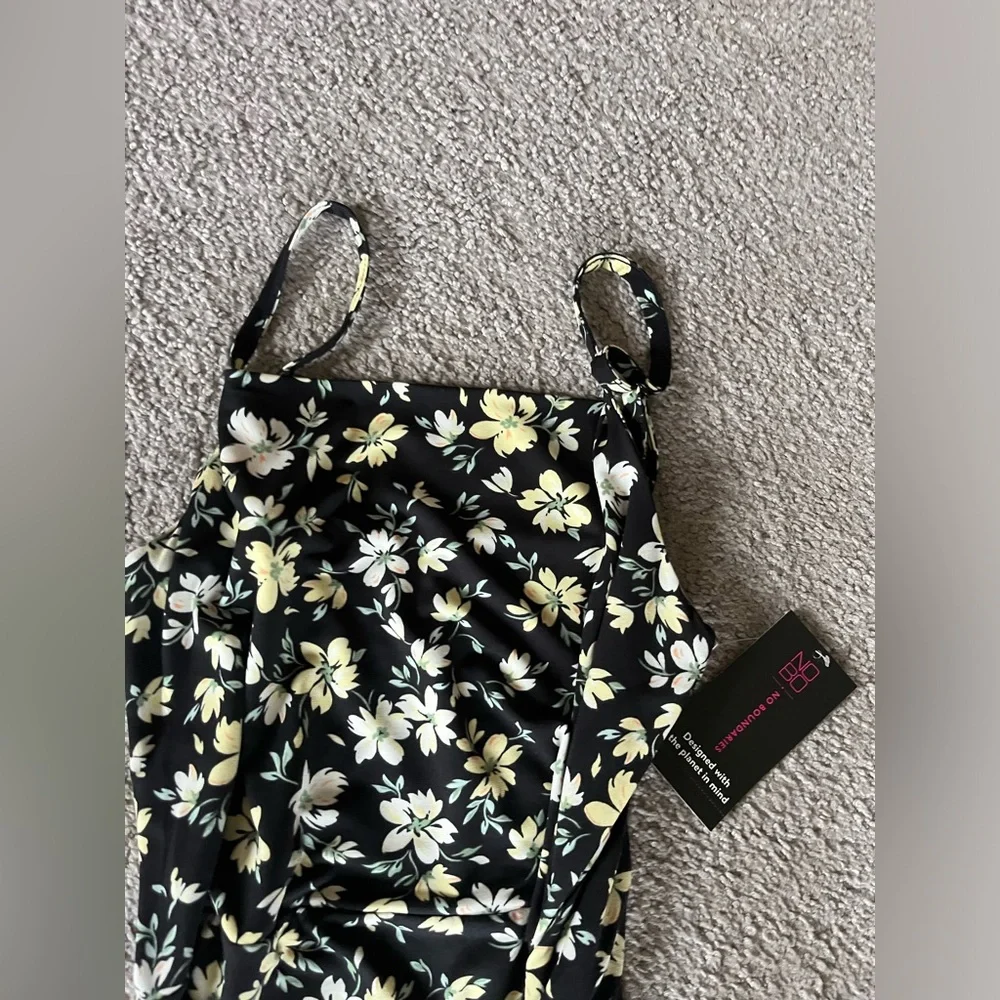 NO BOUNDARIES DRESS - Picture 3 of 5